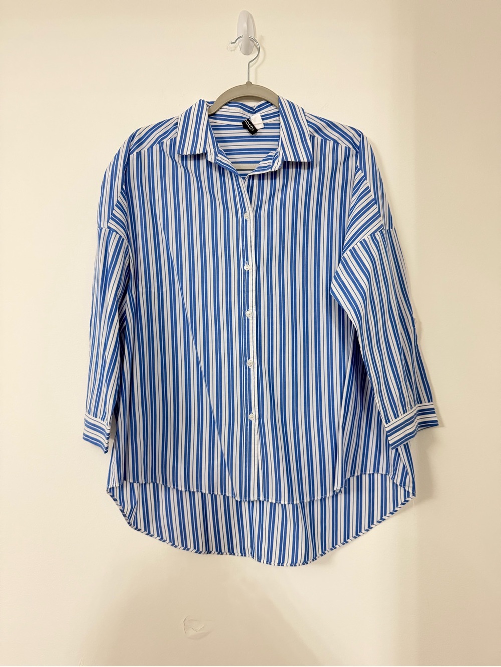 H&M Blue & White Vertical Stripe Button-Down Shirt